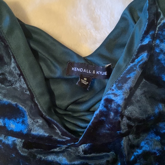 Kendall and Kylie blue velvet slip dress Pacsun - Picture 2 of 2